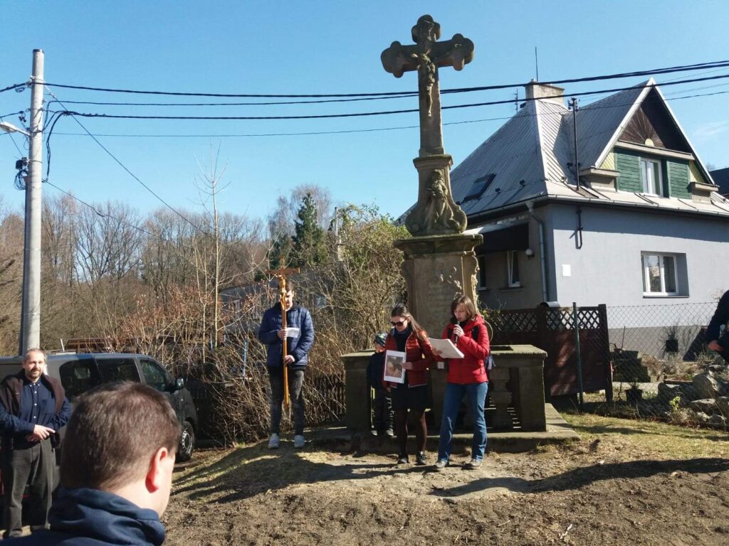 14.12. 2025 Adventní putování ke křížku